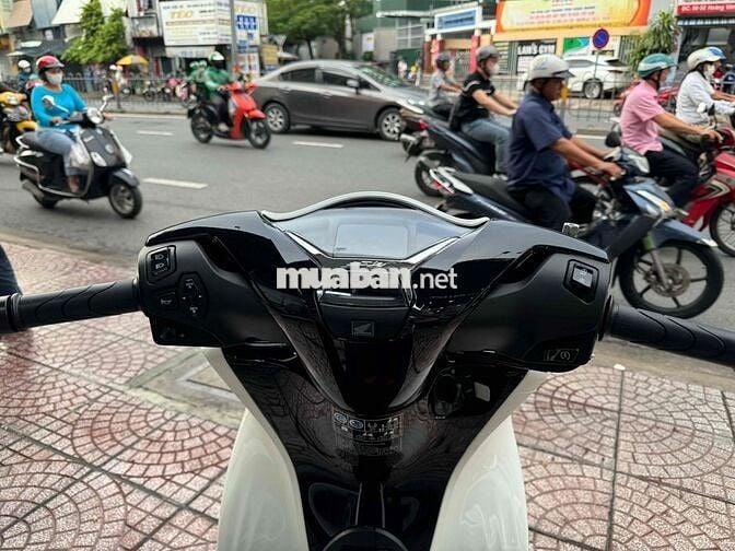 Sh160abs 4/2025 bstp như mới áo keo