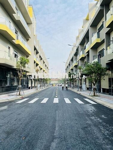 BÁN NHÀ PHỐ 2 MẶT TIỀN BCONS UNI VALLEY, ĐÔNG HÒA CHỈ 12,8 TỶ