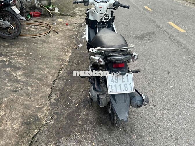 CẦN CHO ĐI GẤP EM XE YAMAHA - NOUVO 5