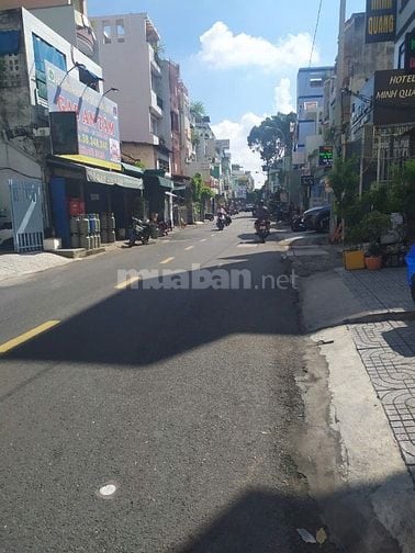 Nhà mặt tiền, hẽm hông, cho thuê nguyên căn