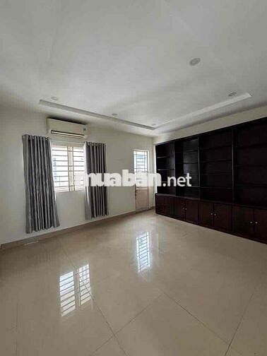 •	“Ở – kinh doanh – mở VP đều được, nhà đẹp giá tốt Q.Phú Nhuận!”