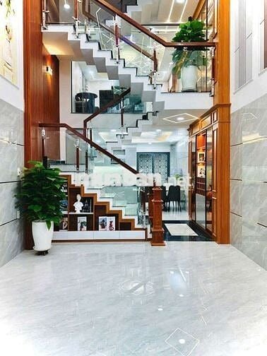 Nhà 1 trệt 1 lửng 3 lầu đường số 8 Bình Hưng Hòa B bình tân