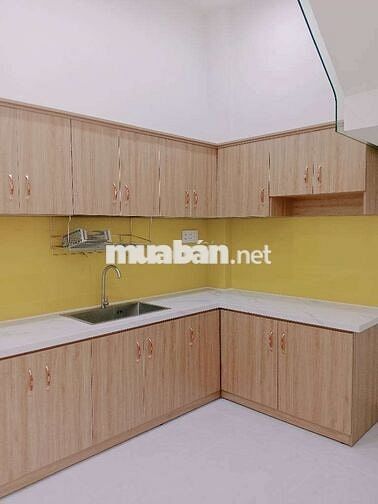 NGAY AEON TÂN PHÚ HẺM XE HƠI 2 TẦNG ĐÚC 4X10M CÔNG NHẬN ĐỦ CHỈ 5 Tỷ