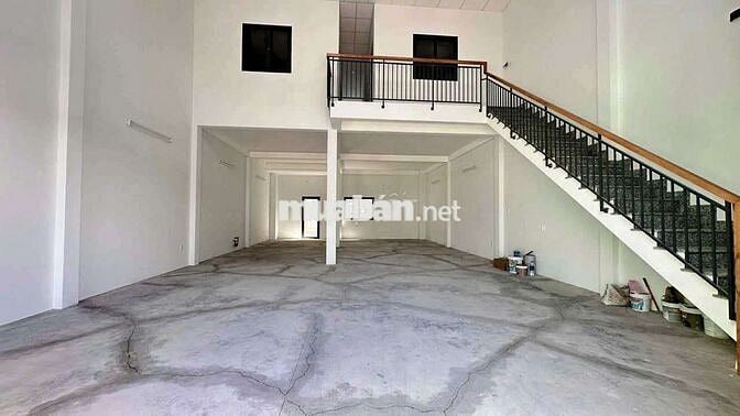 Chính Chủ Gửi 👉 Nhà Xưởng Đúc Lầu : 8 x 25 👉 Đường 2 ô Tô Tránh Nhau