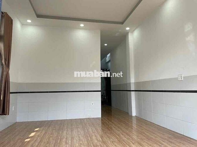 CHDV ngay KCN Sóng Thần ngang LỚN 6.2M 190M2 chỉ 12.7 tỉ