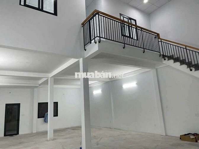 Chính Chủ Gửi 👉 Nhà Xưởng Đúc Lầu : 8 x 25 👉 Đường 2 ô Tô Tránh Nhau