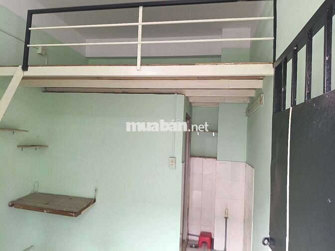 Phòng cho thuê giá rẻ, giờ giấc tự do, khoá vân tay