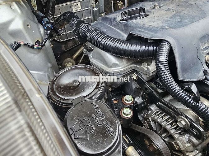 Toyota Yaris 1.3AT 2008 màu bạc, 12 vạn km