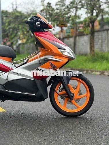 Airblade 2012