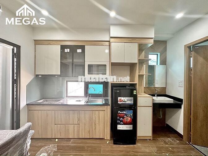 CHO THUÊ CĂN HỘ 1N1K 2N1K MỚI KENG 100% NẰM NGAY TRUNG TÂM CẦU GIẤY