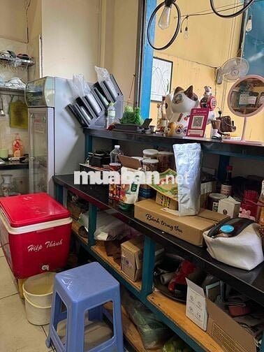 cần sang quán cà phê Sân vườn trục đường số Lâm Văn Bền, quận 7