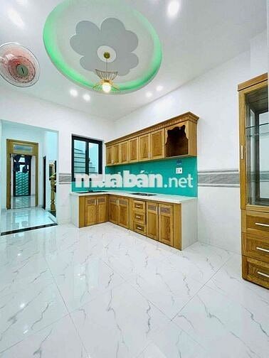 Bán Nhag Hẻm 17 Ngô Đức Kế Phường Tam Thắng Vũng Tàu.