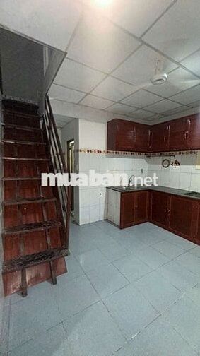 Nhà diện tích 128m mặt tiền kinh doanh buôn bán dĩ an