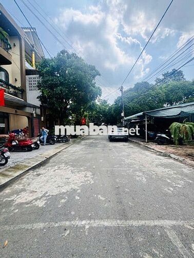 🏡 GIẢM GẤP 500TR – NHÀ ĐÔNG HÒA – KDC VỈA HÈ – 100M² – GIÁ CHỈ 4.9 TỶ