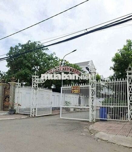 Cho thuê biêt thự hhg phường tx q12 giá 13tr