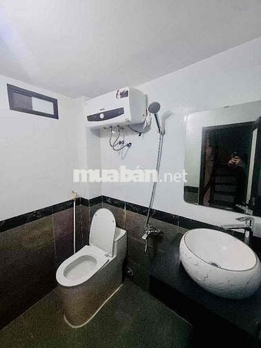 Nhà Dân xây chắc chắn, hàng xóm TIMES CITY, ngay gần chợ Tân Khai, ngõ