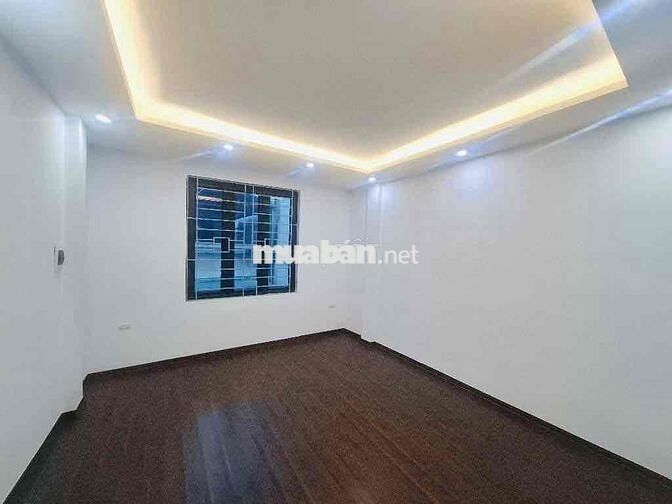 Nhà Dân xây chắc chắn, hàng xóm TIMES CITY, ngay gần chợ Tân Khai, ngõ