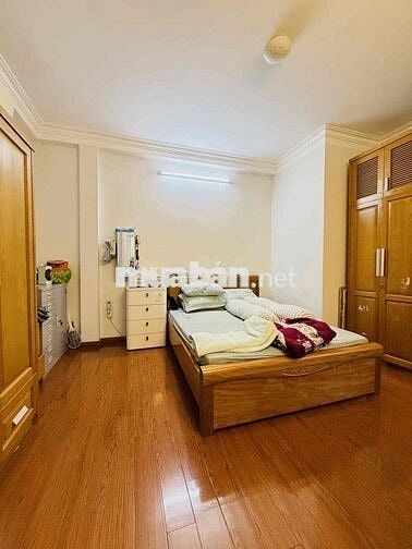 NHÀ HIẾM GẦN SÂN BAY – 3 TẦNG - 2 MẶT HẺM THOÁNG – NGANG KHỦNG 6M