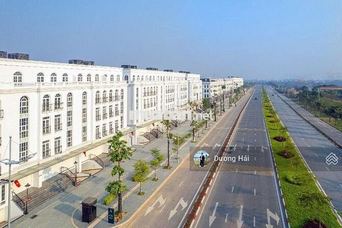 Bán Biệt Thự Từ Liêm 175m - MT 12m - 4 Tầng - Chỉ 240tr/m Gần Ngoại