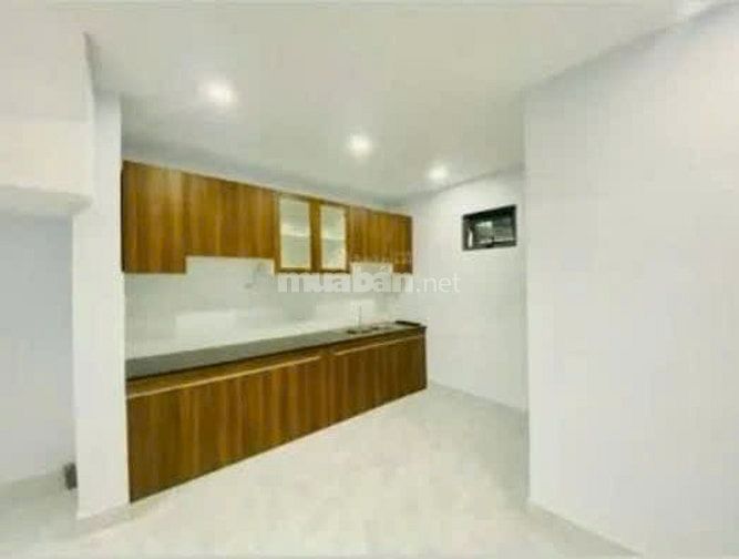 Bán Gấp Nhà Quận 2-2 Tầng- Mới Đẹp-Hẻm Rộng-Sổ Hồng Riêng -Chỉ 4,1 Tỷ