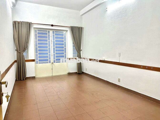 Nguyên căn mặt tiền xe hơi tận cửa nhà trung tâm bình thạnh