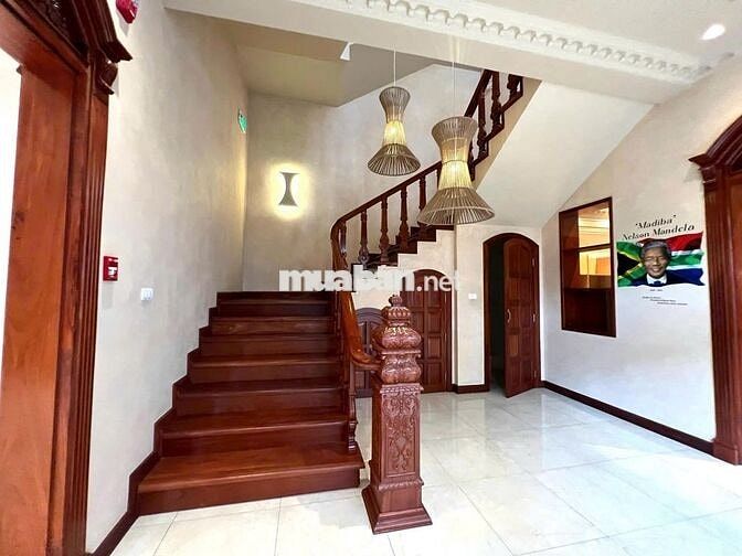 📞 Biệt Thự Cho Thuê HXH Út Tịch_10x20m, Trệt 3 Lầu, Nhà Mới Đẹp