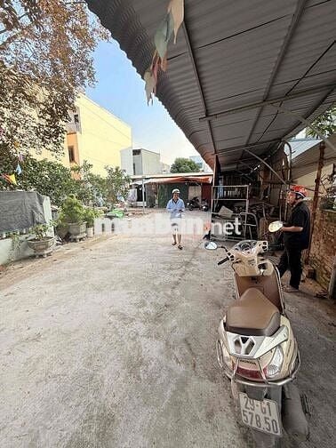 NHỈNH 4 TỶ - ĐƯỜNG TRƯỚC ĐẤT 6m - OTO ĐỂ NGÀY ĐÊM - 50M ĐẾN BÌA LÀNG