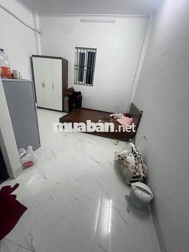 cho thuê chmn số 02, ngõ 21/23 yên xác full nt, 3tr5 ở liền