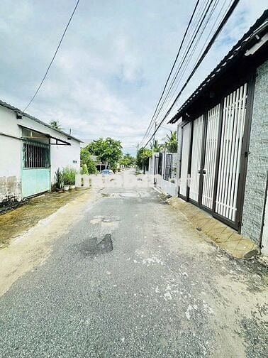 Cần bán gấp căn nhà ở Đ. Nguyễn Thị Đành , Hóc Môn 80m2 SHR giá 850tr