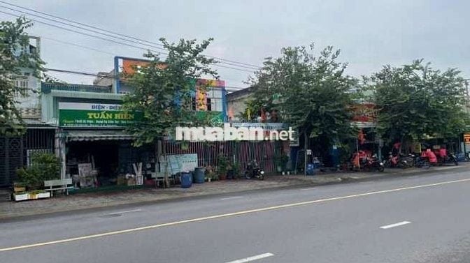 Cho thuê kho 300m2 mặt đường rộng 12m thuộc đông hòa