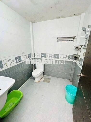 Cần bán gấp căn nhà ở Đ. Nguyễn Thị Đành , Hóc Môn 80m2 SHR giá 850tr