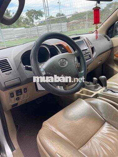 Toyota Fortuner 2011 - 160 km
