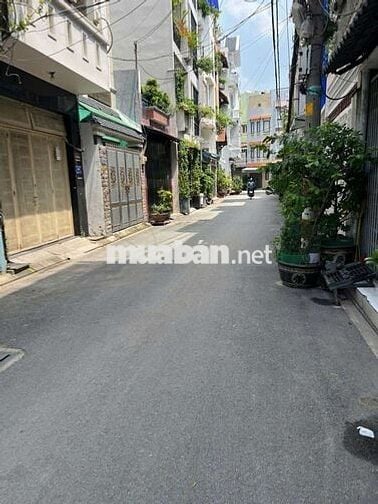 Nhà cho thuê Hoàng Sa, TB (4PN 2WC) nhà mới y hình, hẻm nhựa vô ở ngay