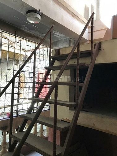 Cho thuê nhà riêng khu Nguyễn Trãi gần chợ Phùng khoang  Dt 30 m x4’5T