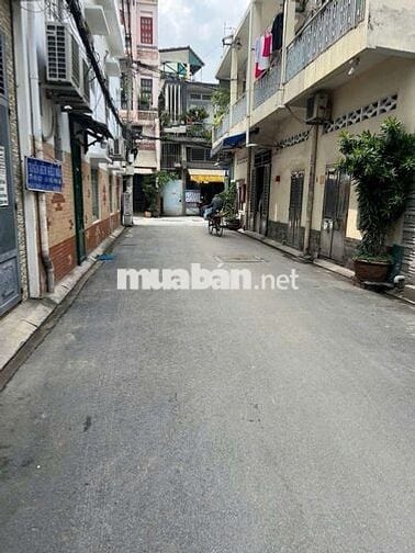 Nhà cho thuê Hoàng Sa, TB (4PN 2WC) nhà mới y hình, hẻm nhựa vô ở ngay