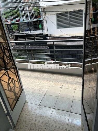 Nhà cho thuê Hoàng Sa, TB (4PN 2WC) nhà mới y hình, hẻm nhựa vô ở ngay