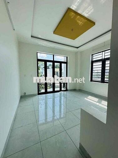 Cho thuê nhà Mái Thái Sân Vườn Ngay Chợ Phú Mỹ - Thủ Dầu Một- Bình Dươ