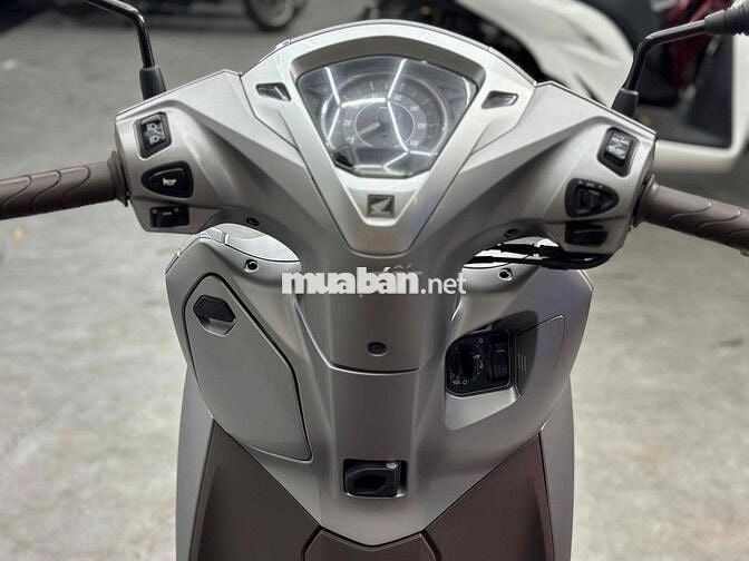 Lead 2018 up áo 4val máy zin(gop 0 giam cavet)