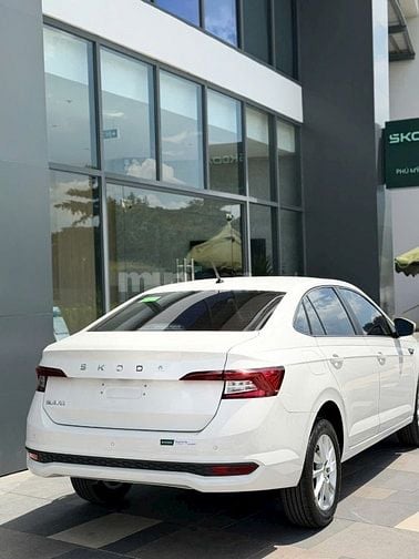 Skoda Slavia 2025 Tiêu chuẩn Châu Âu 