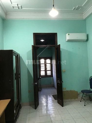 Cho thuê nhà riêng khu Nguyễn Trãi gần chợ Phùng khoang  Dt 30 m x4’5T