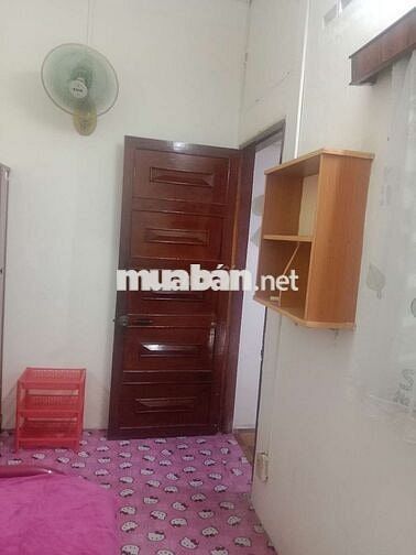 Cho nữ thuê phòng trọ Phạm Ngũ Lão, Q1.