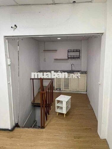 Cho thuê nguyên căn MT Trần Minh Quyền – Q10, cho làm CHDV, cho ctạo