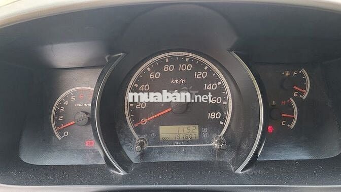 Xe Toyota Hiace 2006 Máy Xăng Cải Tạo Bán Tải