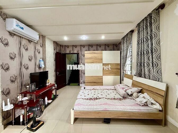 Nhà 4 lầu 4,2 x 21m, MT hẻm 736 lê đức thọ,P.15.GV giá 10ty300tr tl