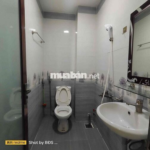 Cho thuê nhà gần cầu Ông Dầu,/đs 2,p.HBP 3 tầng full NT giá 13,5tr