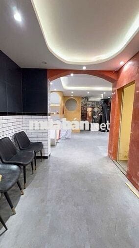 GIÁ 10.86 TỶ!NHÀ Ô CHỢ DỪA - ĐỐNG ĐA: 40M², 4 TẦNG - MT 8.2M, LÔ GÓC! GIÁ 10.86 TỶ!NHÀ Ô CHỢ DỪA - ĐỐNG ĐA: 40M², 4 TẦNG - MT 8.2M, LÔ GÓC!