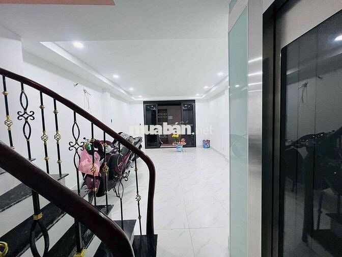 BÁN NHÀ XUÂN ĐỈNH 35m2 -6TẦNG THANG MÁY CHỈ HƠN 8 TỶ