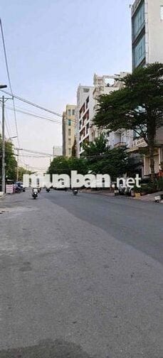 Bán MT Cao Thị Chính, TT Phú Thuận, Quận 7, 7mx9m sân 40m2, nhỉnh 4 ti