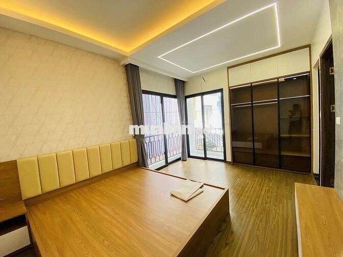 BÁN NHÀ PHÂN LÔ CÁN BỘ 5 TẦNG 31M² GIÁ 10.X TỶ TẠI PHÙNG KHOANG