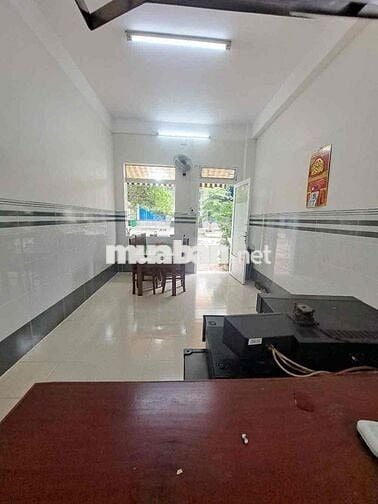 Bán MT Cao Thị Chính, TT Phú Thuận, Quận 7, 7mx9m sân 40m2, nhỉnh 4 ti